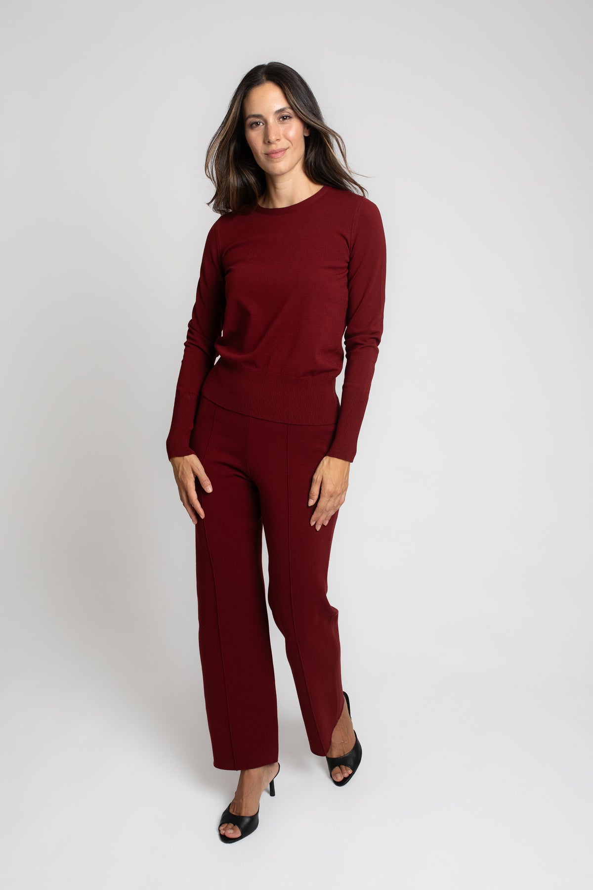 CREWNECK SLIM FIT