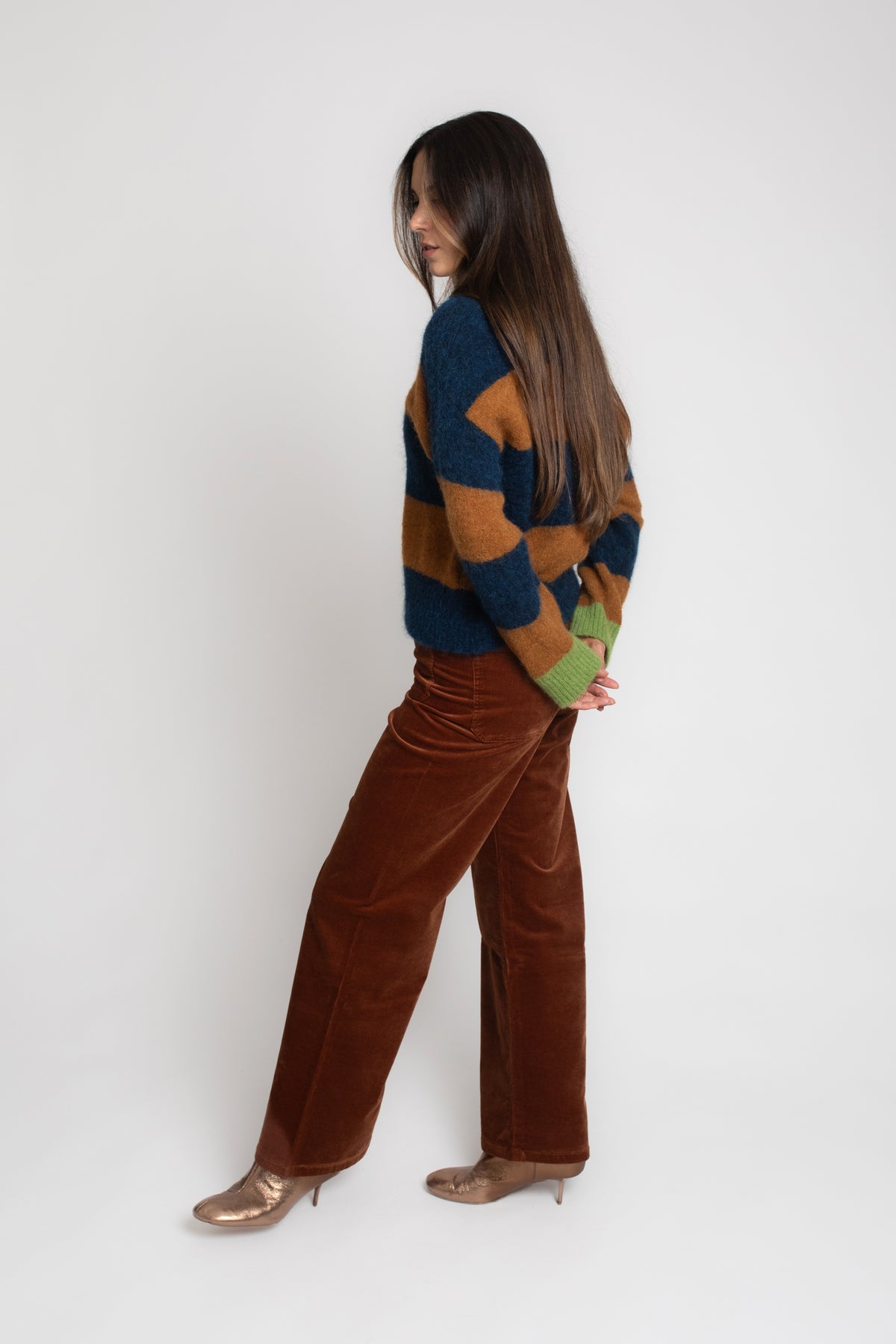 ILKA SWEATER