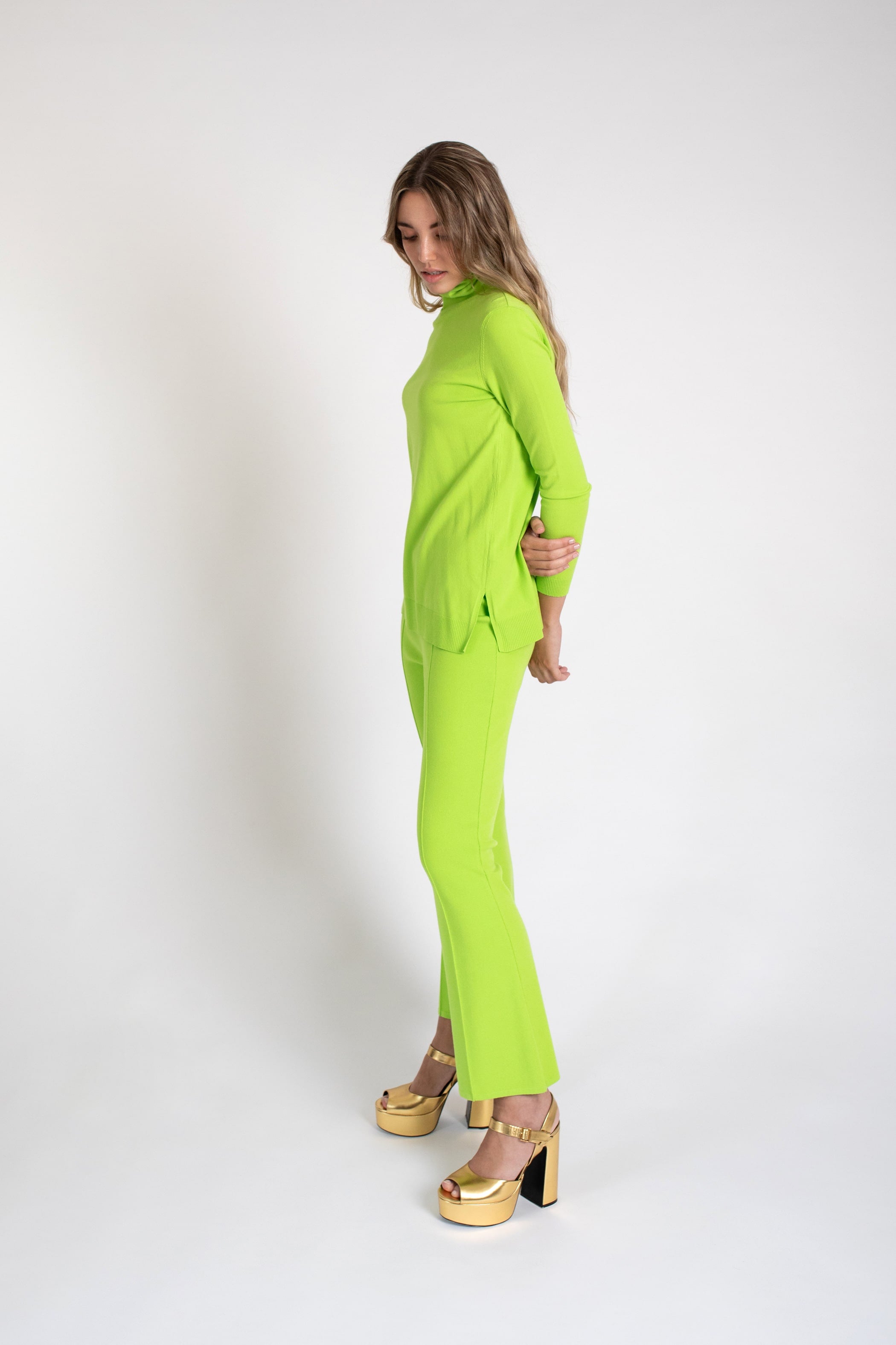 PANTALÓN FLARE