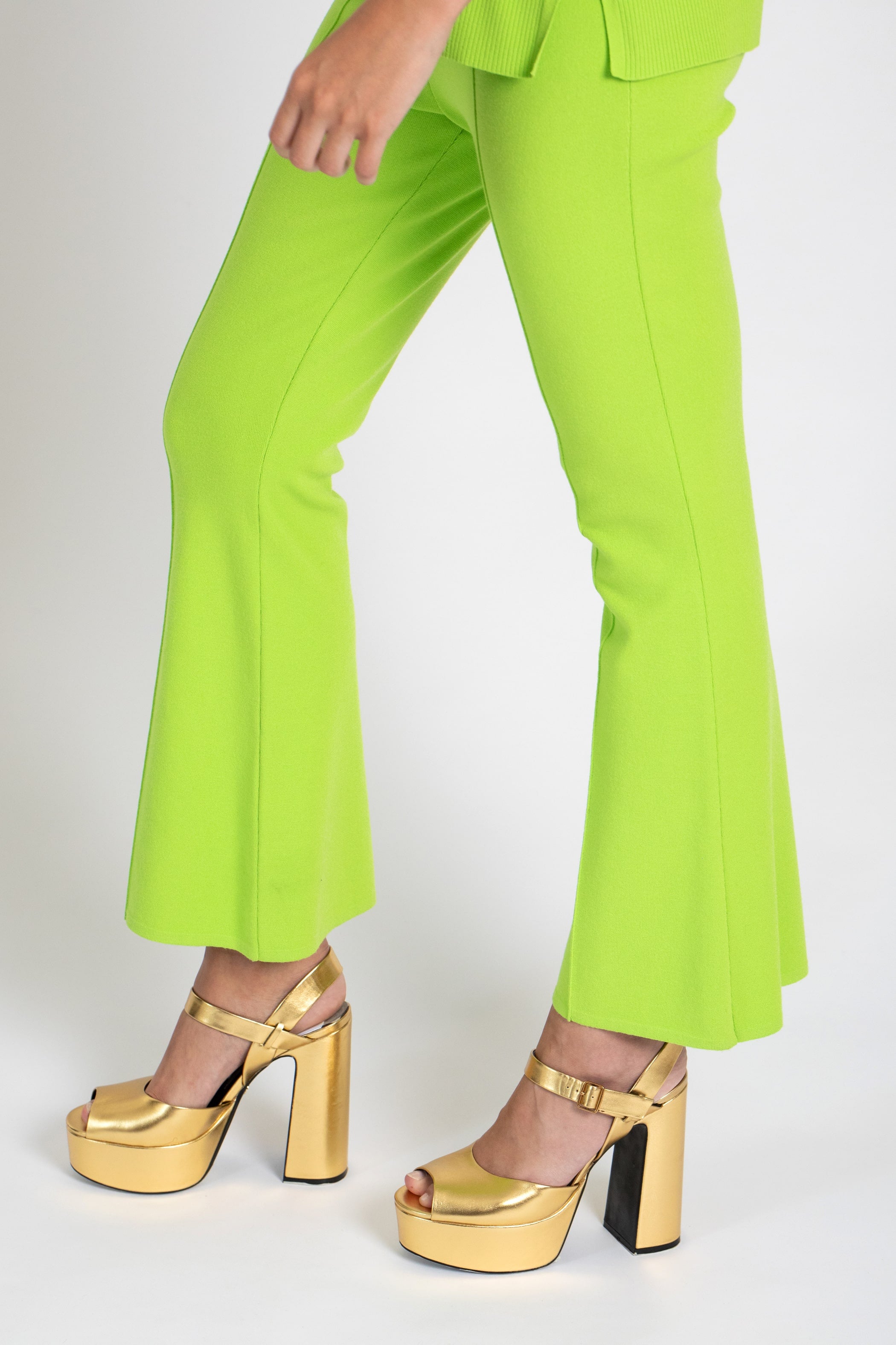 PANTALÓN FLARE
