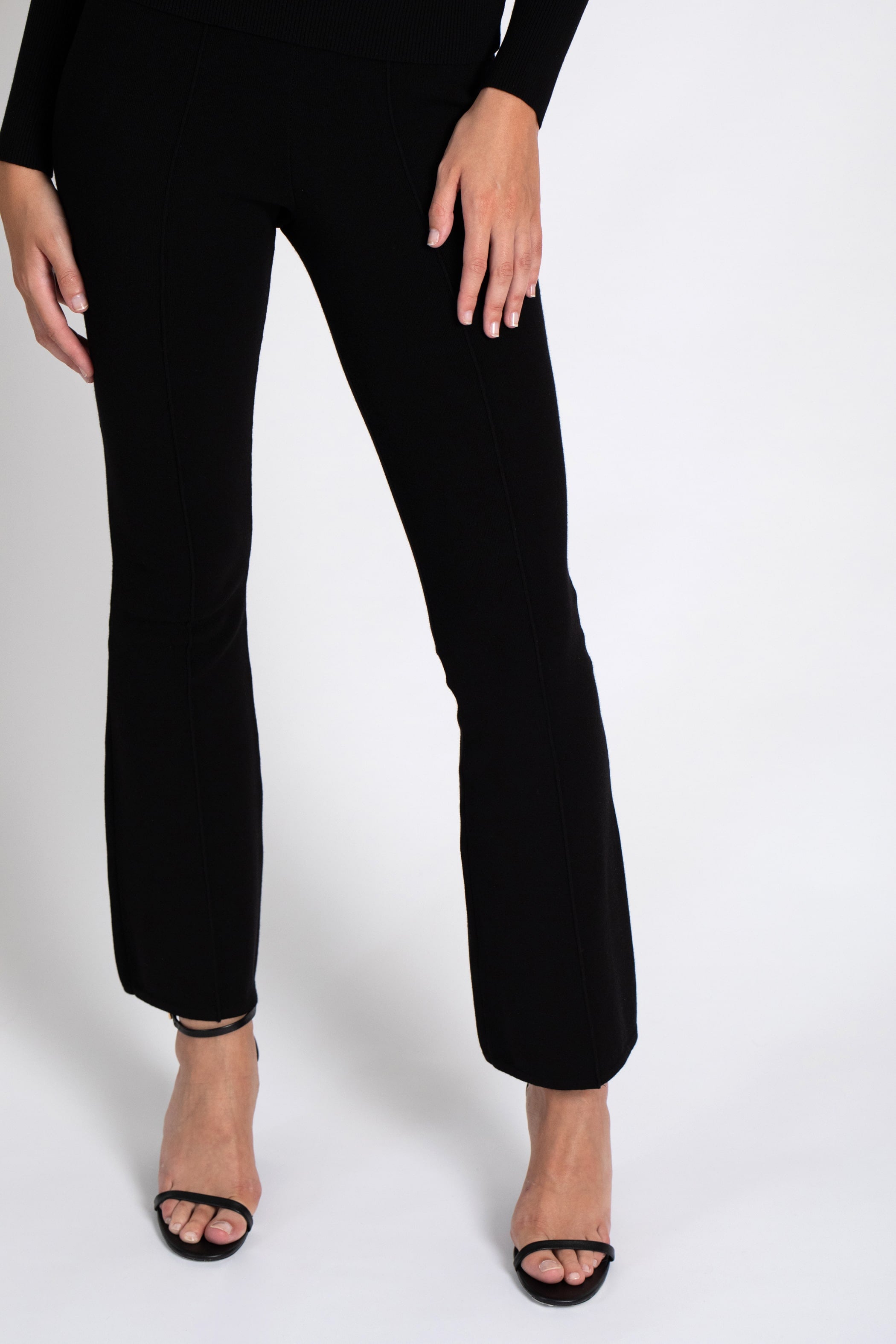 PANTALÓN FLARE