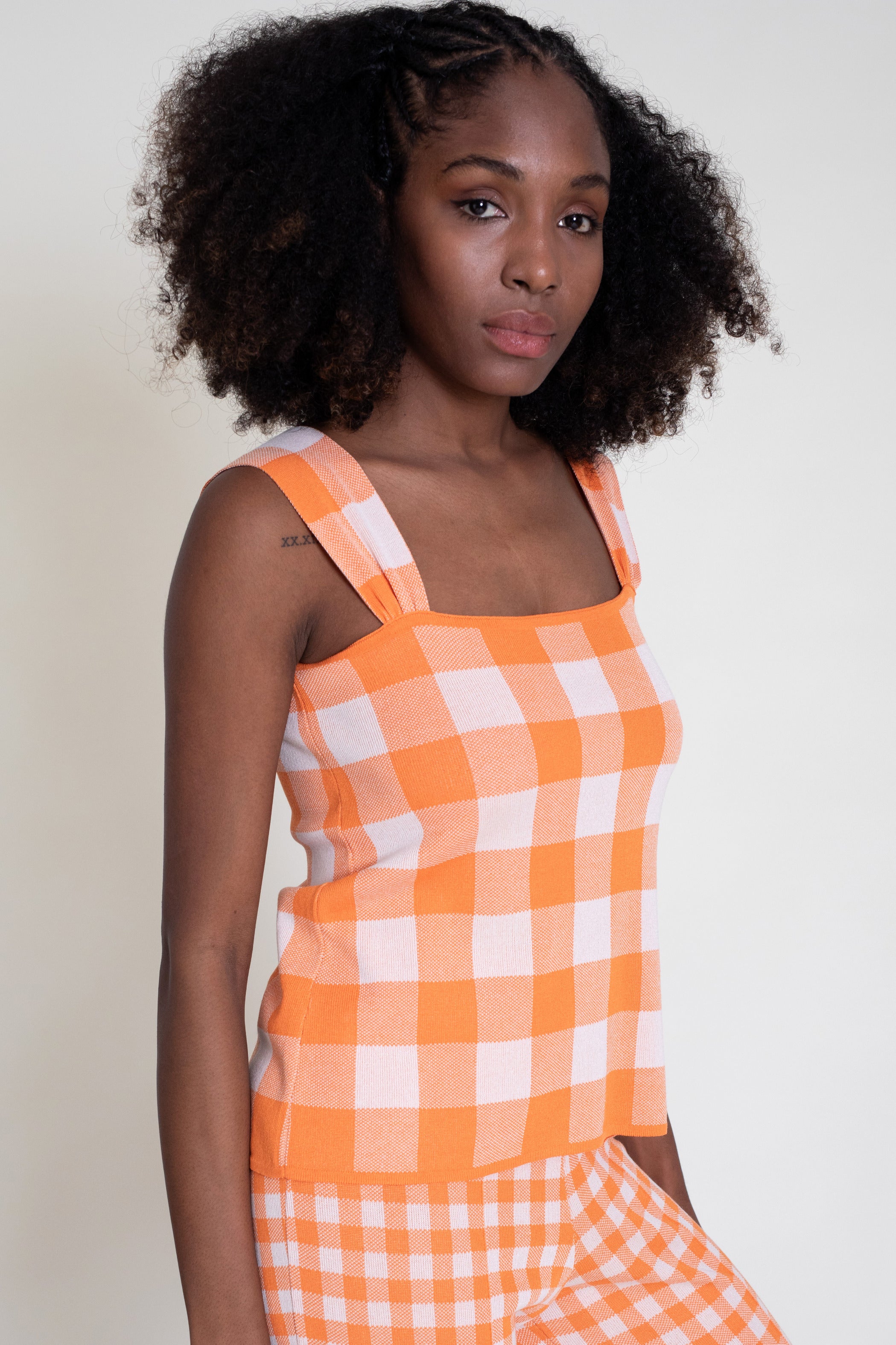 TOP CAPRI