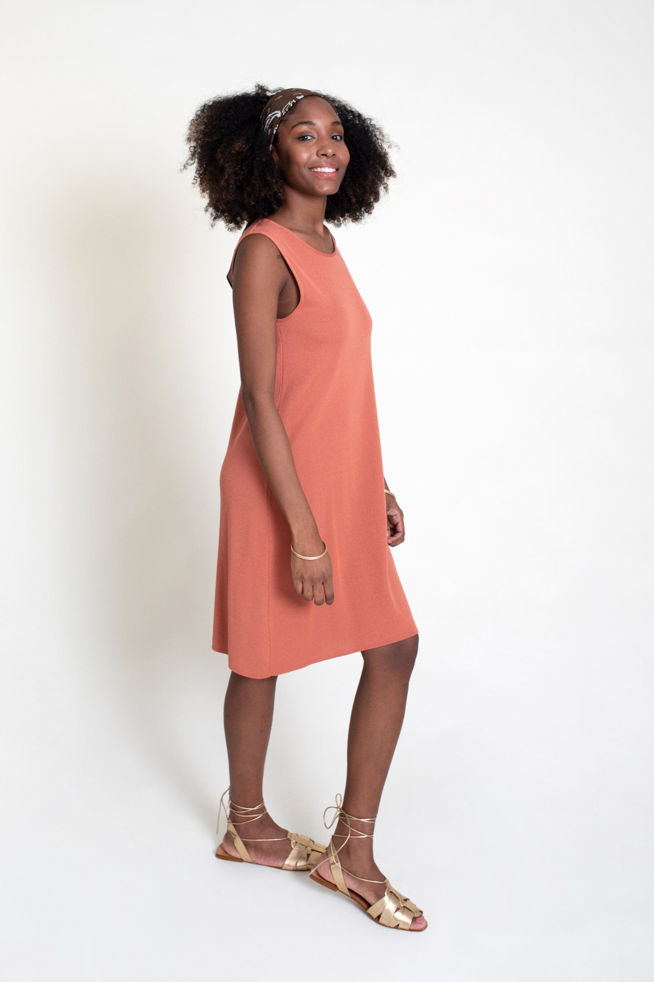 VESTIDO CARROT