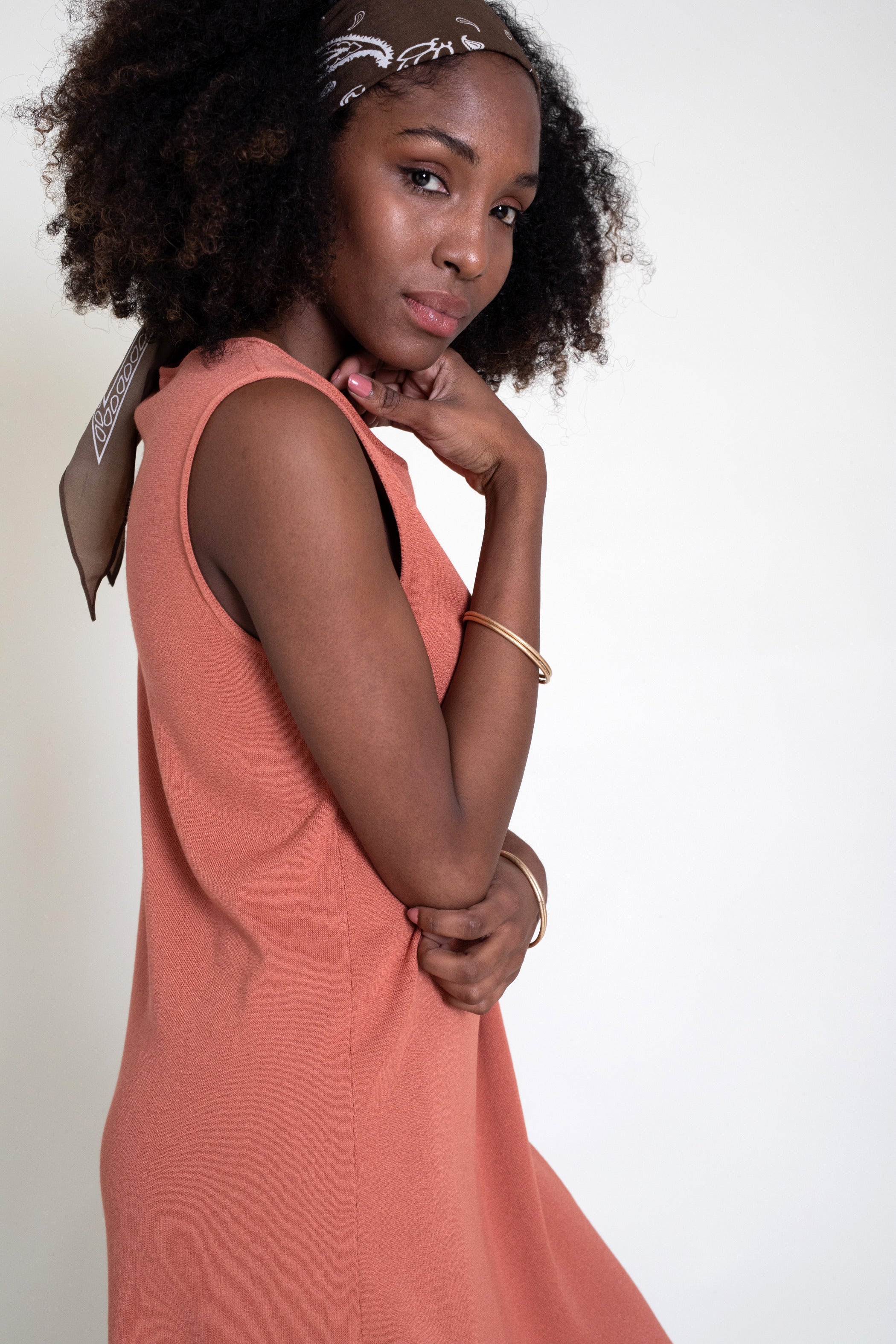 VESTIDO CARROT
